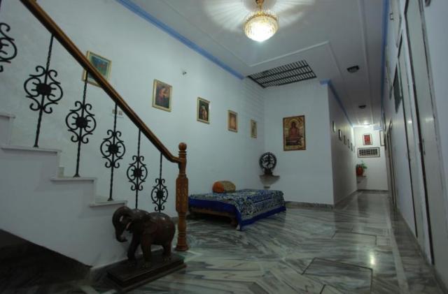 Hotel Surya Khajurāho Exterior photo
